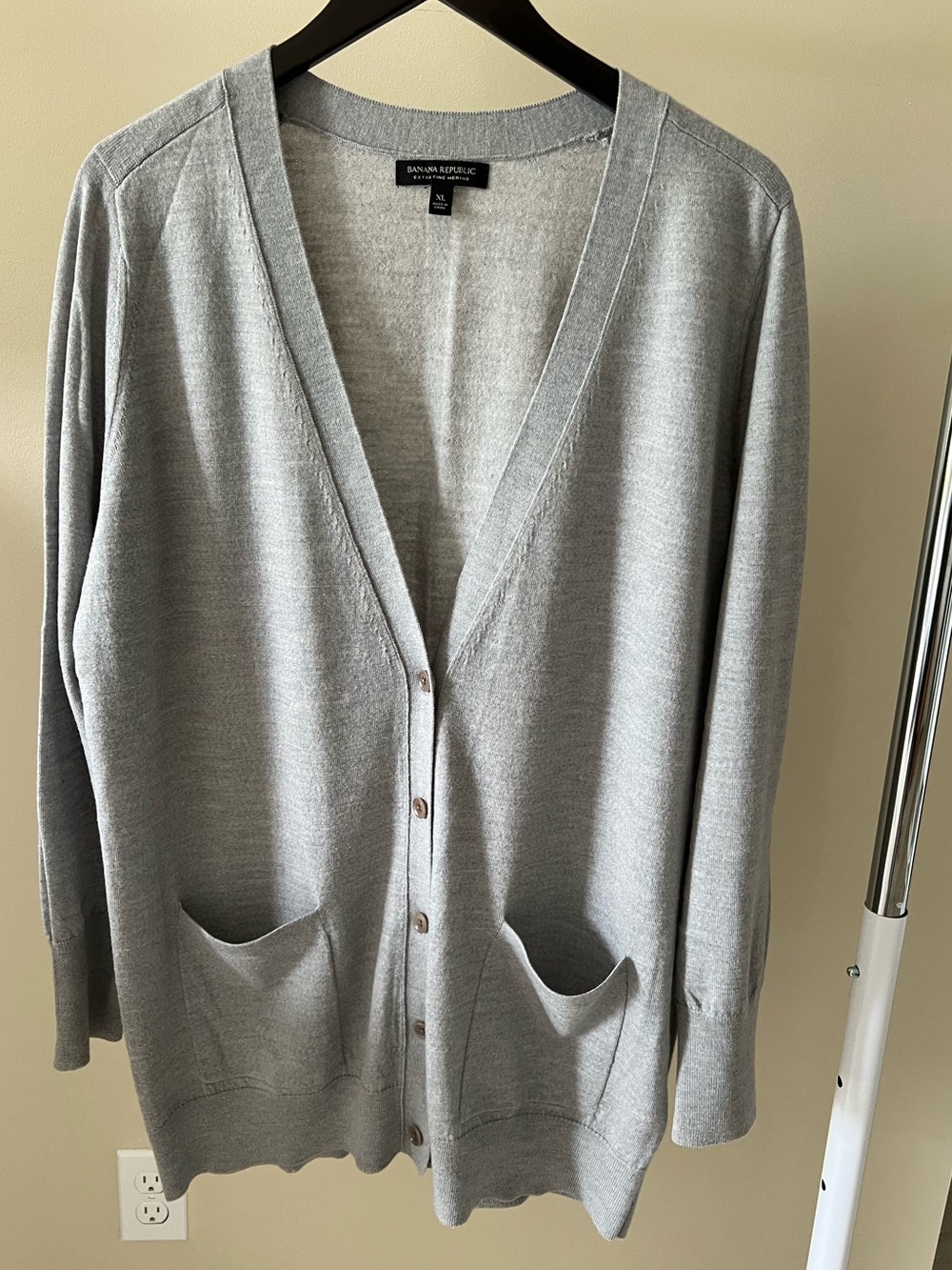 Banana Republic Merino Wool gray cardigan size XL